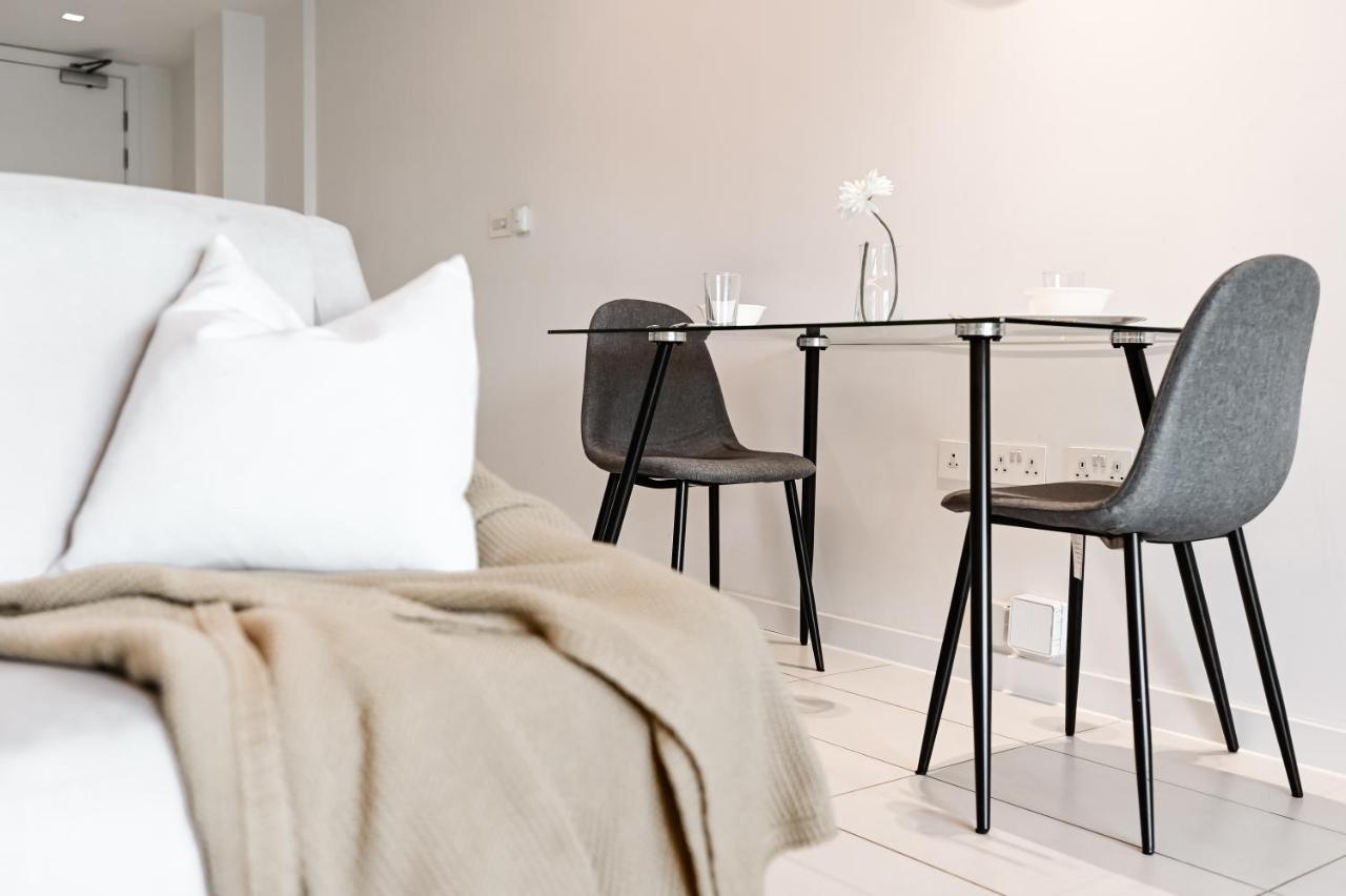 Апартаменты Khayat Homes - The Curve - One Bed *