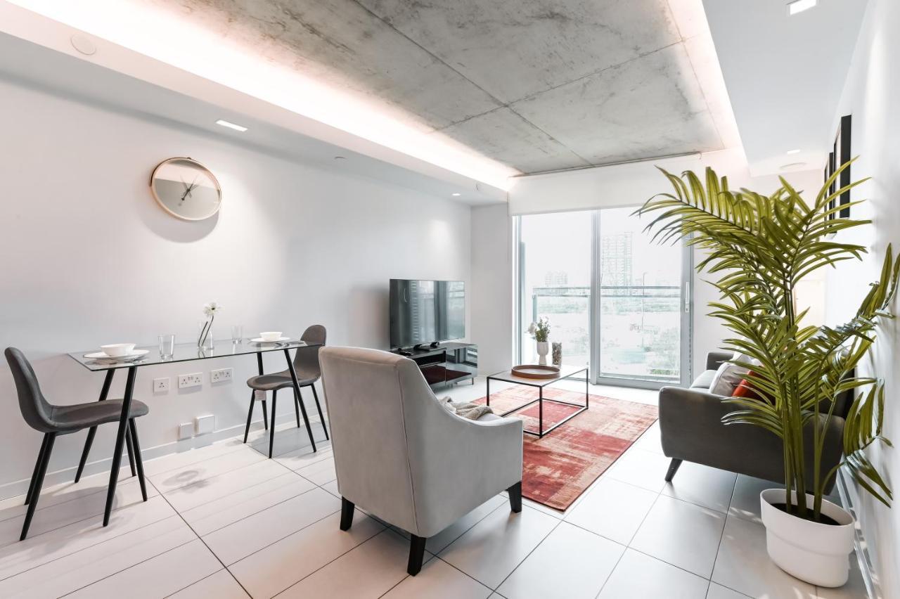 Апартаменты Khayat Homes - The Curve - One Bed Лондон